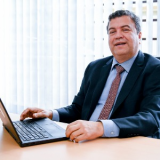 Eduardo Calderon