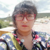 Lily  Hurtado