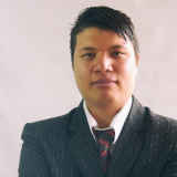 Yosi  Esteban